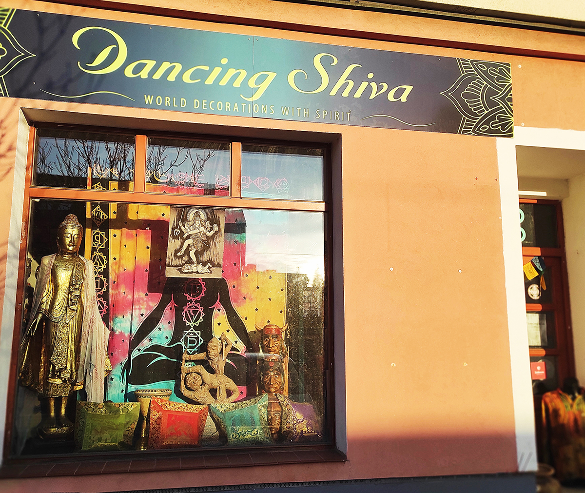 Dancing Shiva – interiér a zboží